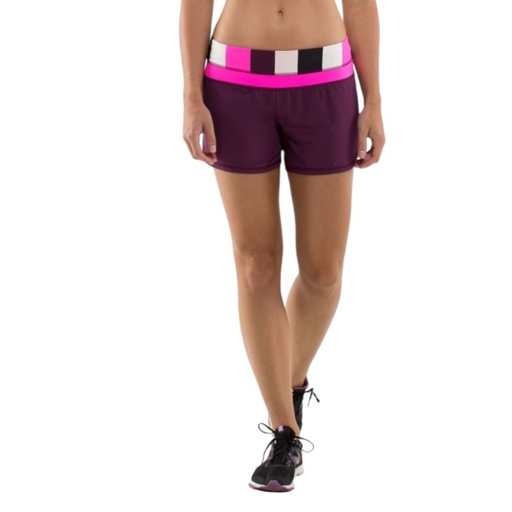 Lululemon Groovy Run Short
Plum/Raspberry/Pow Stripe Raspberry Glo Light
